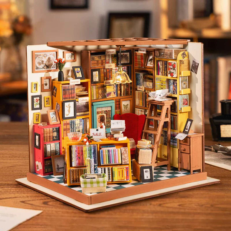 Rolife Sam's Study Library DIY Miniature House Kit DG102